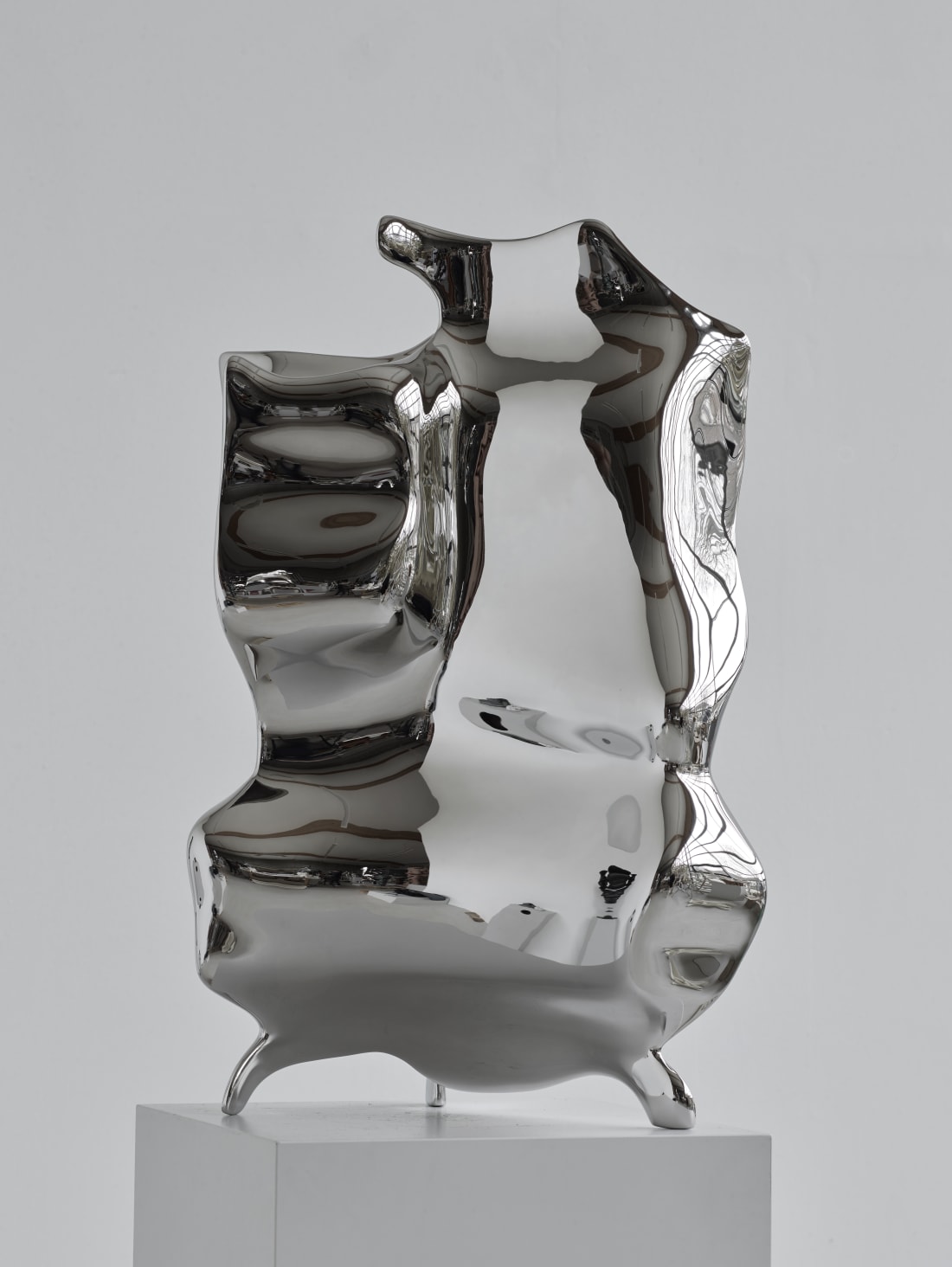 アート・デザイン・音楽 tony cragg MATERIAL THOUGHTS Available This Week: Tony Cragg's “Discussion” Reveals the