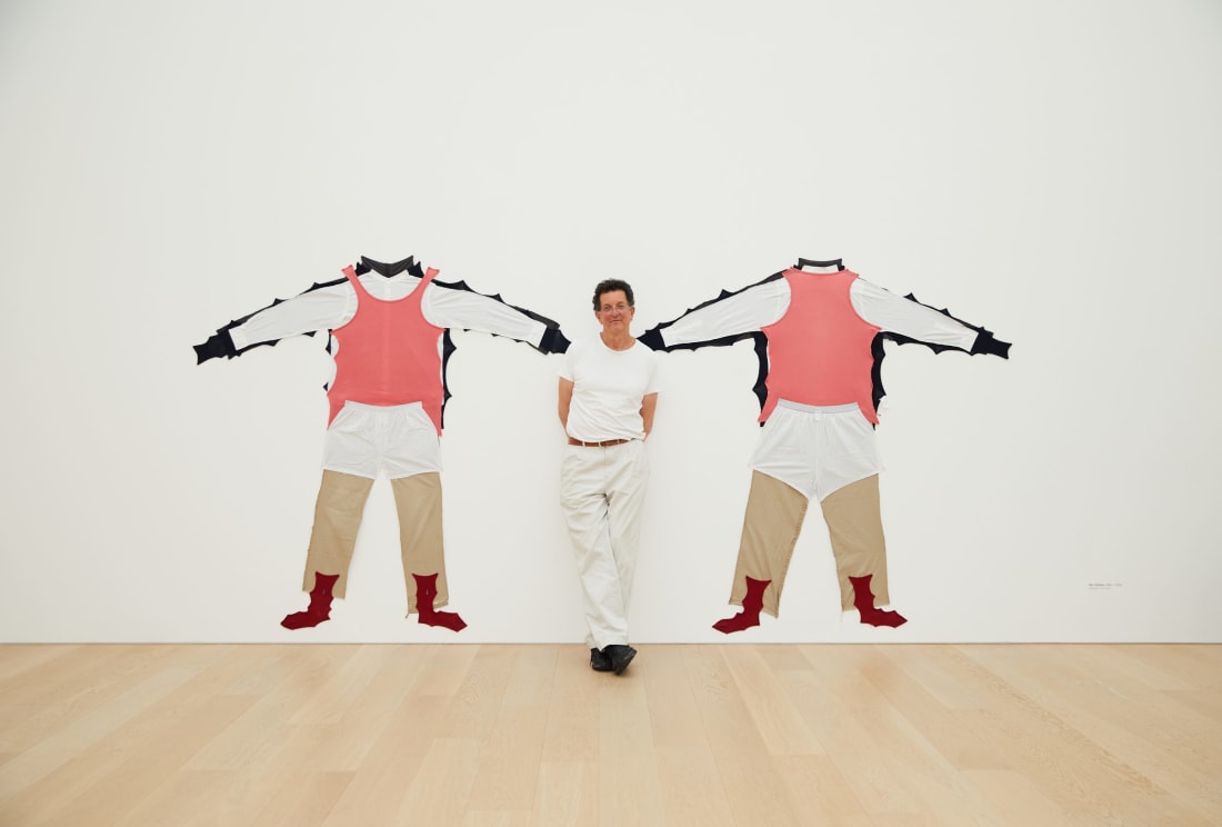 Antony Gormley bij My Clothes (1980/2020). Photo: Lidian van Megen. © Antony Gormley 2022. All rights reserved