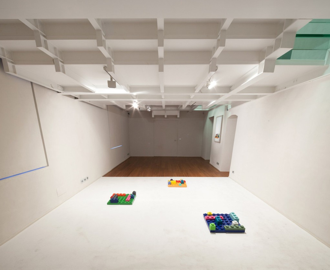 Massimo Kaufmann, Matteo Negri, Gabriele Picco, Roberto Pietrosanti : Un pallino in testa – ABC-ARTE Contemporary art Gallery – 2013-2014 Exhibition view - zoom for more details