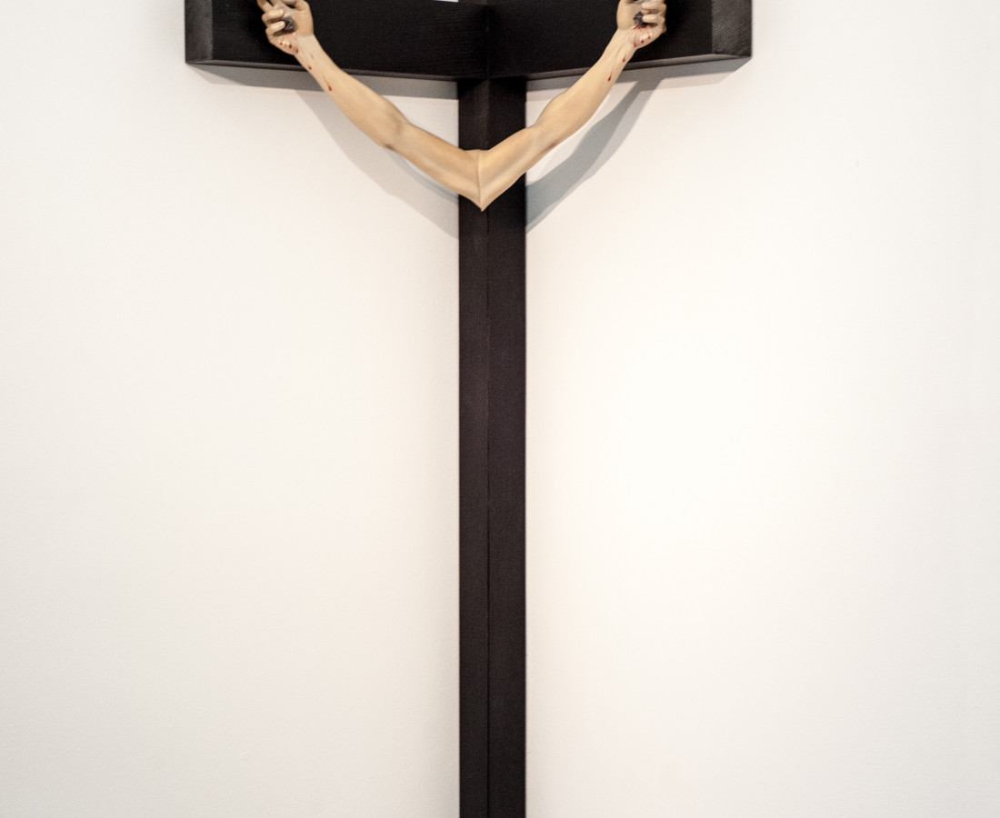 Mauro Vignando: Untitled, 2015, 231 x 55 x 55 cm , legno-tecnica mista