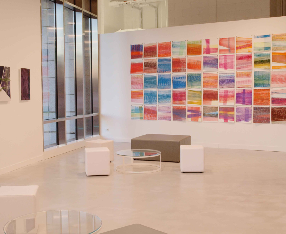 Patrick Tabarelli: Ubiquity – ABC-ARTE Contemporary art Gallery – 2015 Zero-Om, 2012, 60 x 35 cm - 23 5/8 x 13 3/4 in, olio, alchidico, gel acrilico su tela Unconnected, 2012, 60 x 35 cm - 23 5/8 x 13 3/4 in, olio e alchidchico su tela [M], 2015, 200 x 400 cm - 78 3/4 x 157 1/2 in, acquarello liquido su carta cotone
