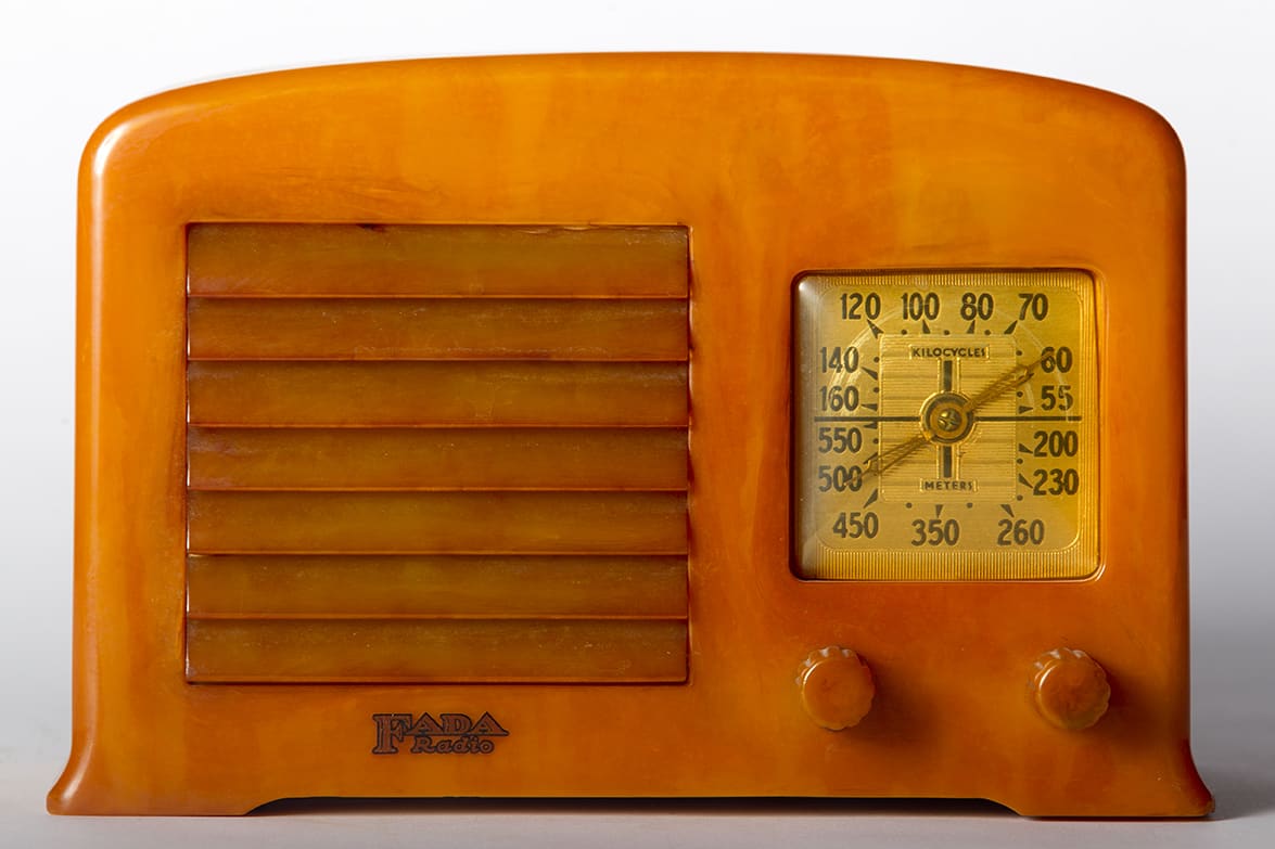 Catalin Radio, Fada 53X, 1938 | The Keen Collection of Catalin Radio, Fada 53X, 1938 | The Keen Collection of