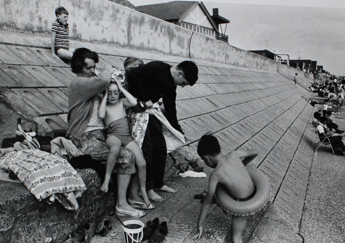 Tony Ray-Jones - A Day Off. Vintage Photographs of English