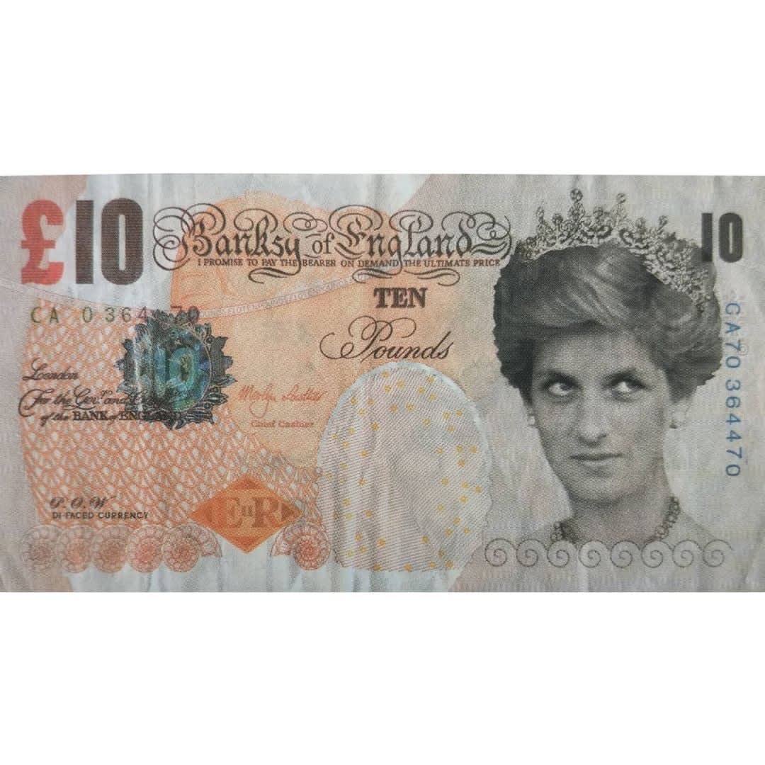 Di-Faced Tenner, 2004