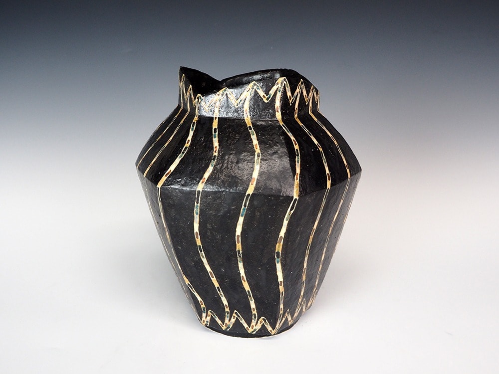 Kamoda Taro 加守田太郎, Stripe Jar 角壺, 2000 | Dai Ichi