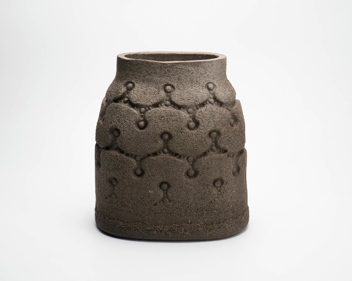 ハイクオリティな革と金属の装飾的なマテ壺 Suzuki Osamu 鈴木治 - Works | Dai Ichi Arts | Japanese