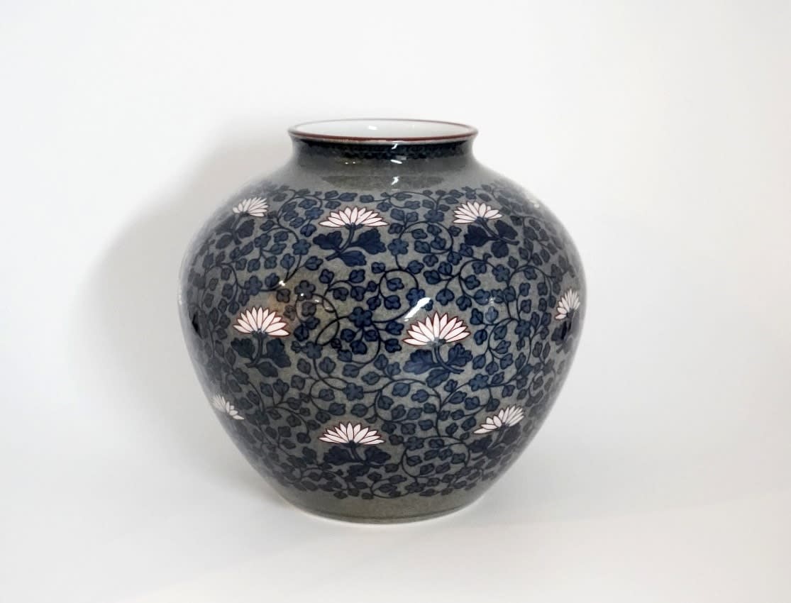 【年間ランキング6年連続受賞】 Imaizumi Imaemon XIII 十三代今泉今右衛門, Vase with 絵画