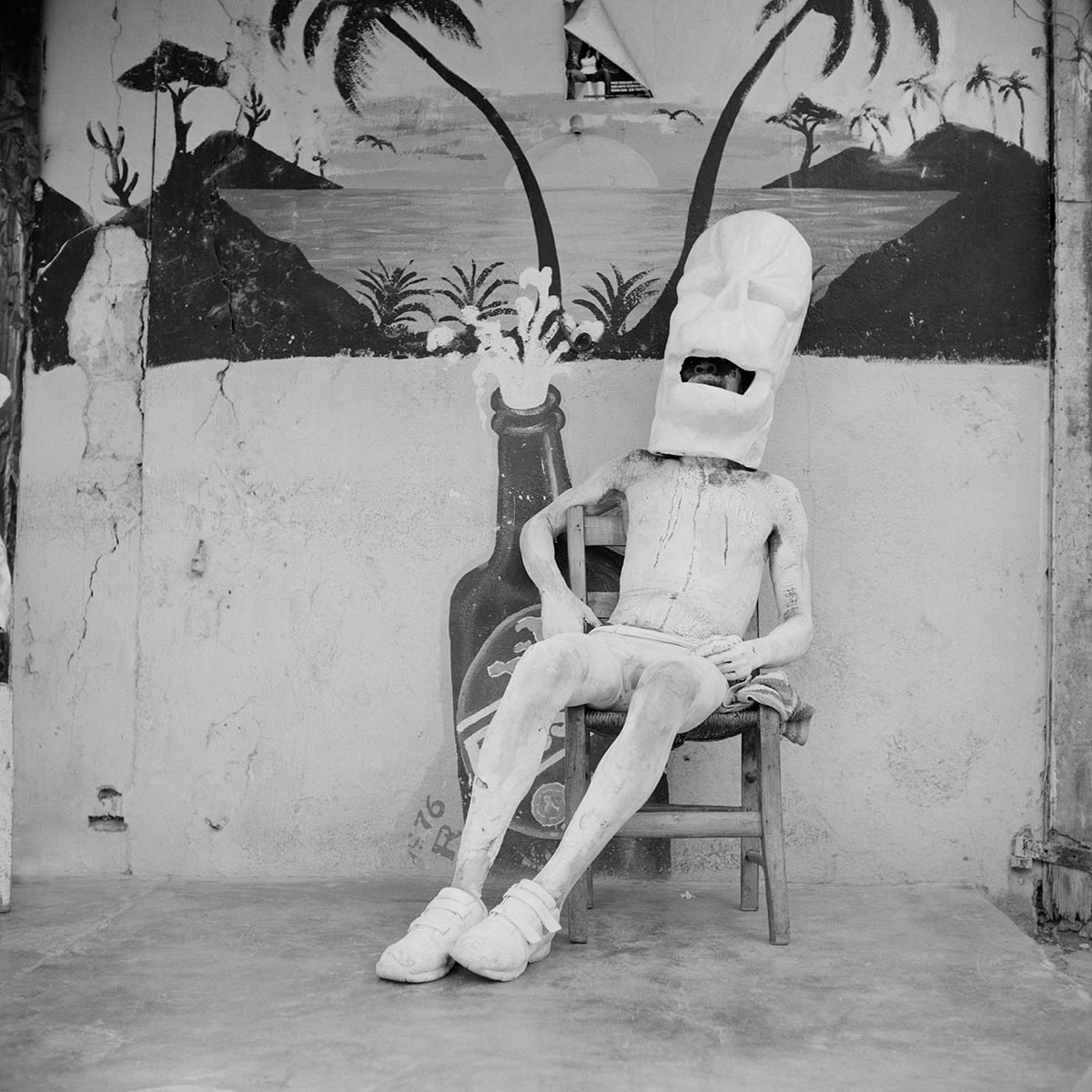 Leah Gordon, Zonbi (Zombie), 2019 | Ed Cross