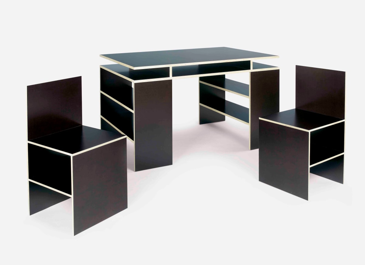 Donald Judd Möbel Furniture Arche Möbel Furniture - Donald Judd – Cahier Central