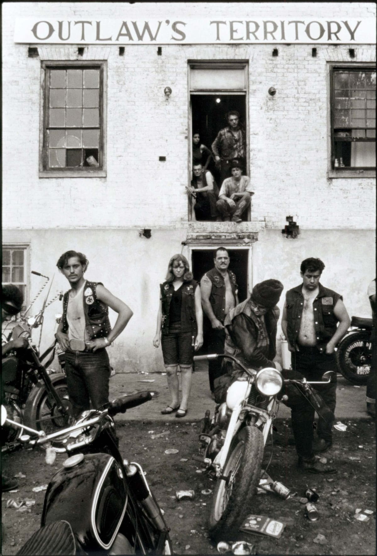 Works - Danny Lyon | Conversations with the Dead: Vintage Prints | Edwynn  Houk Gallery