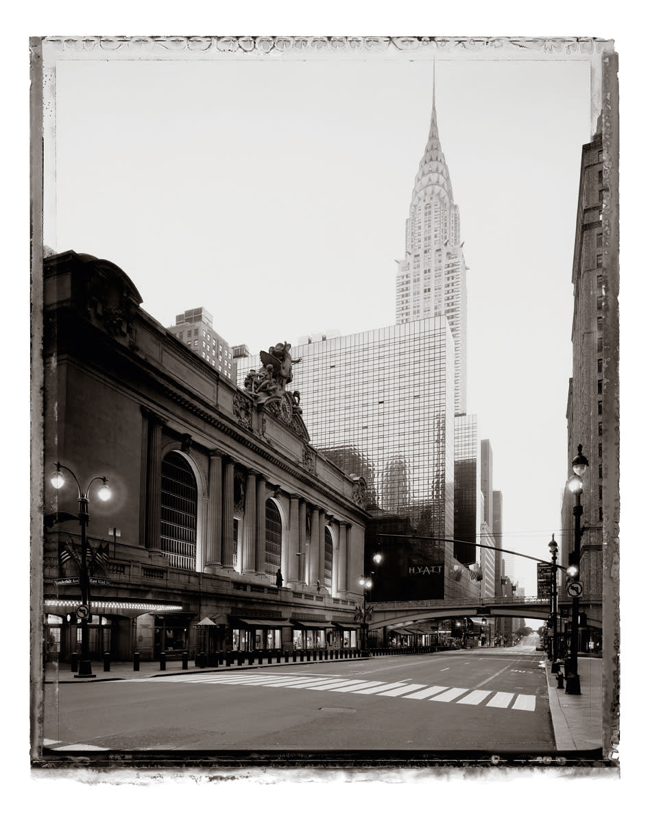 Christopher Thomas - New York Sleeps | Ira Stehmann