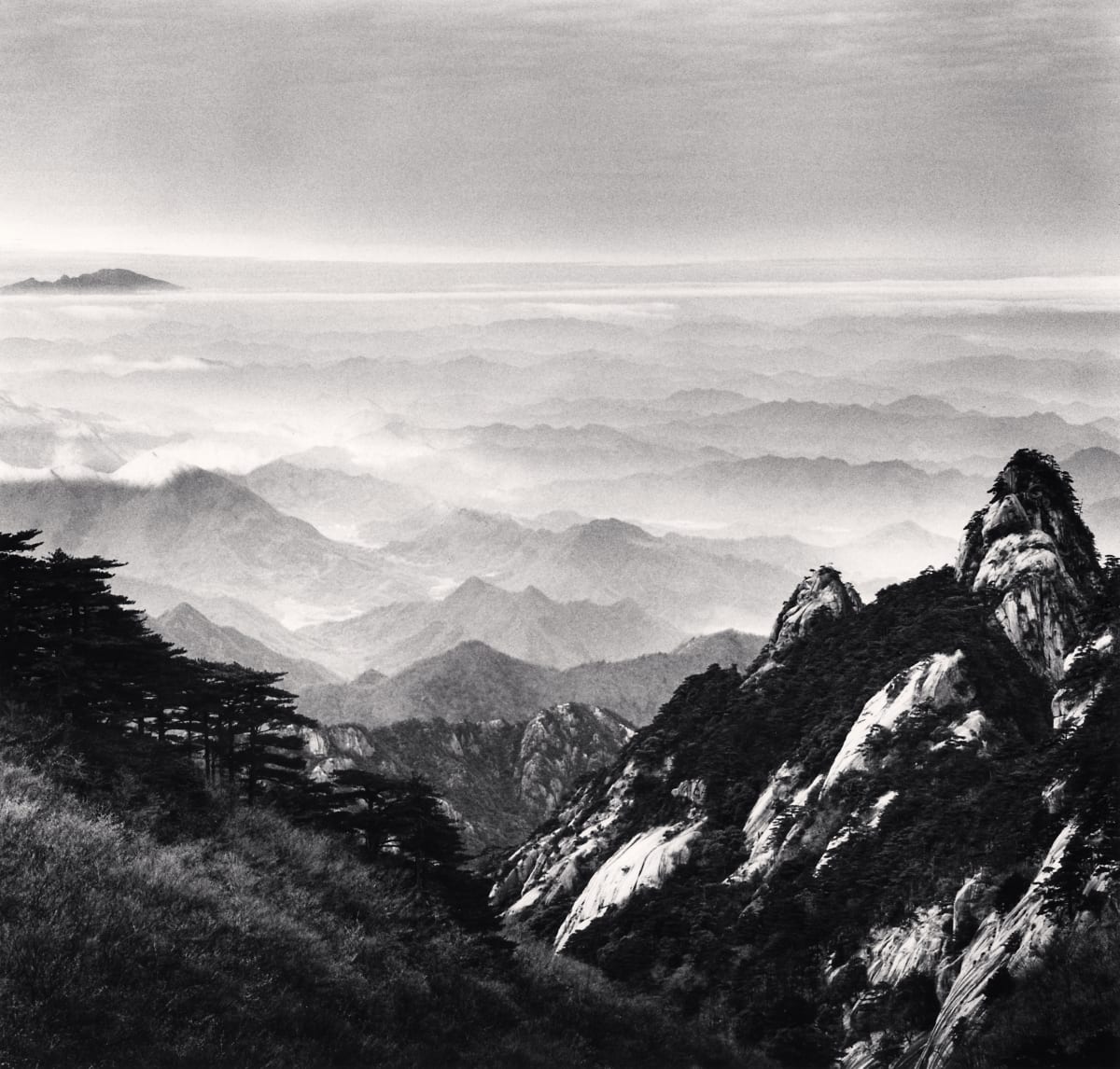 Michael Kenna - Huangshan Mountains | Ira Stehmann
