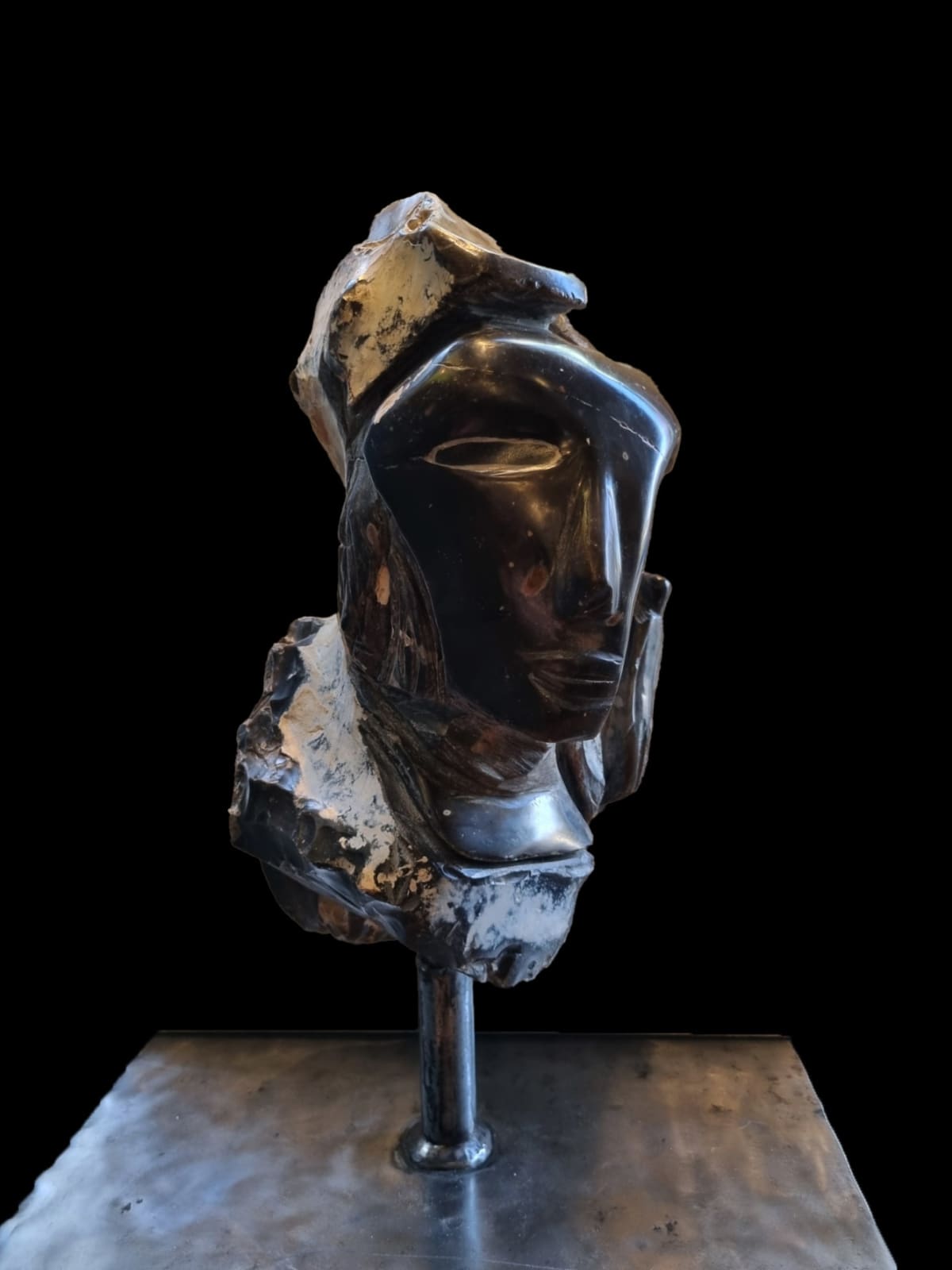 Head, 2025