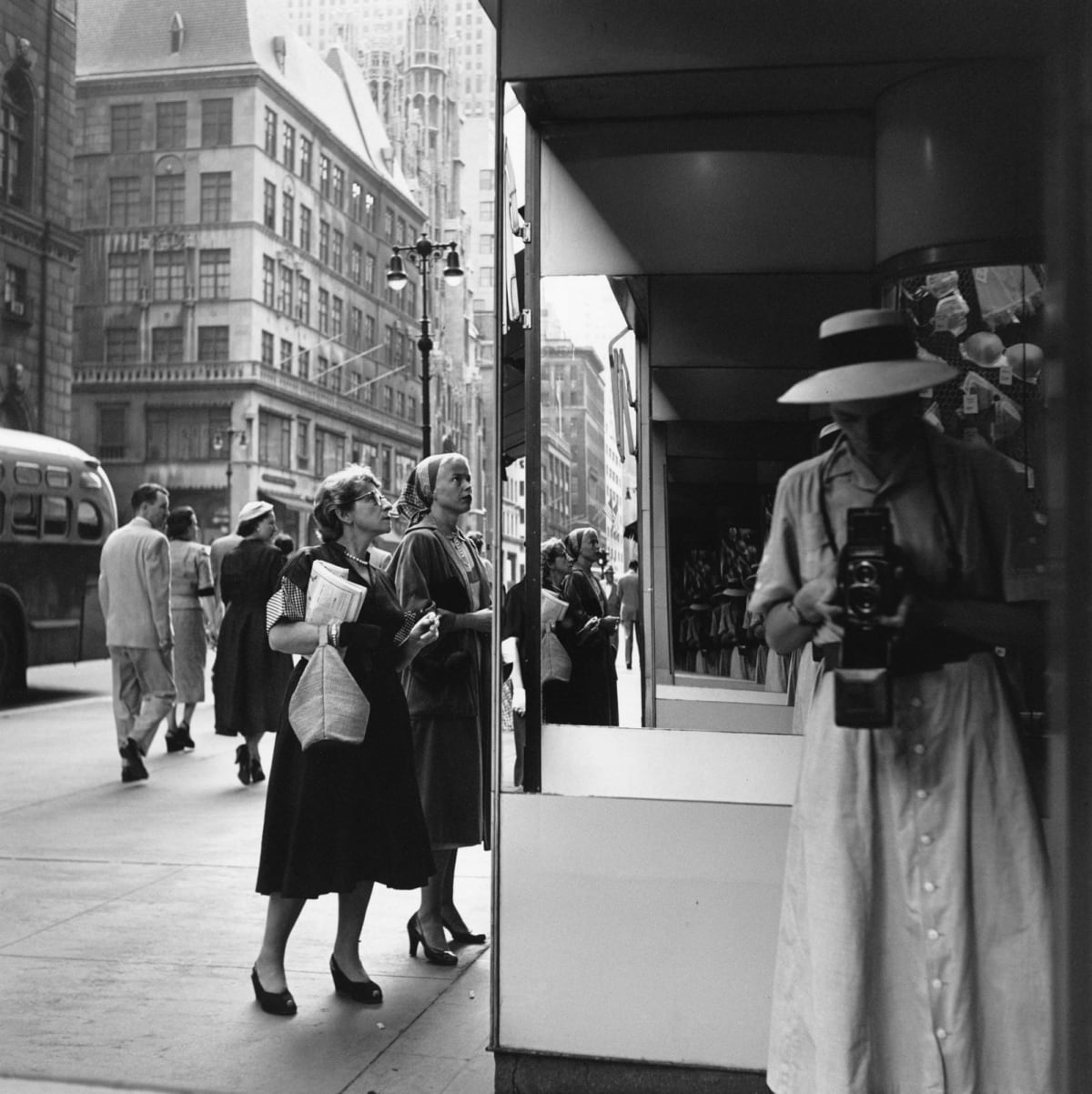 Vivian Maier | 2013-10-16 | Les Douches la Galerie
