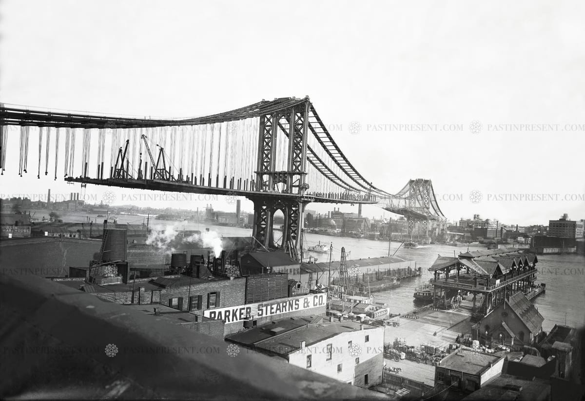 Building the suspended roadway of the Manhattan Bridge, 1909