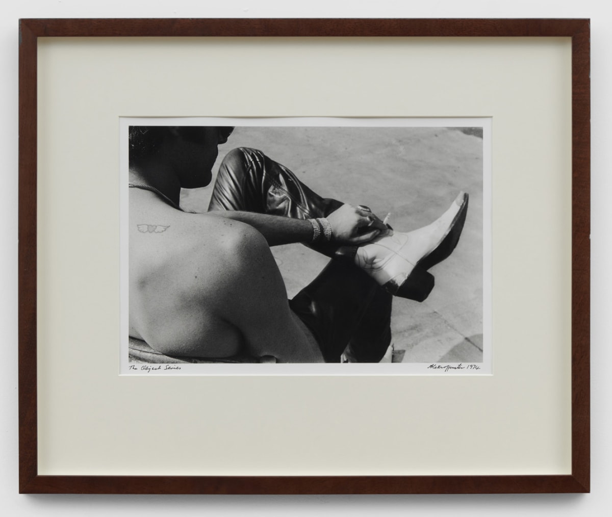 Alexis HUNTER The Object Series, 1974 Gelatin silver print, unique 50 x 60 cm