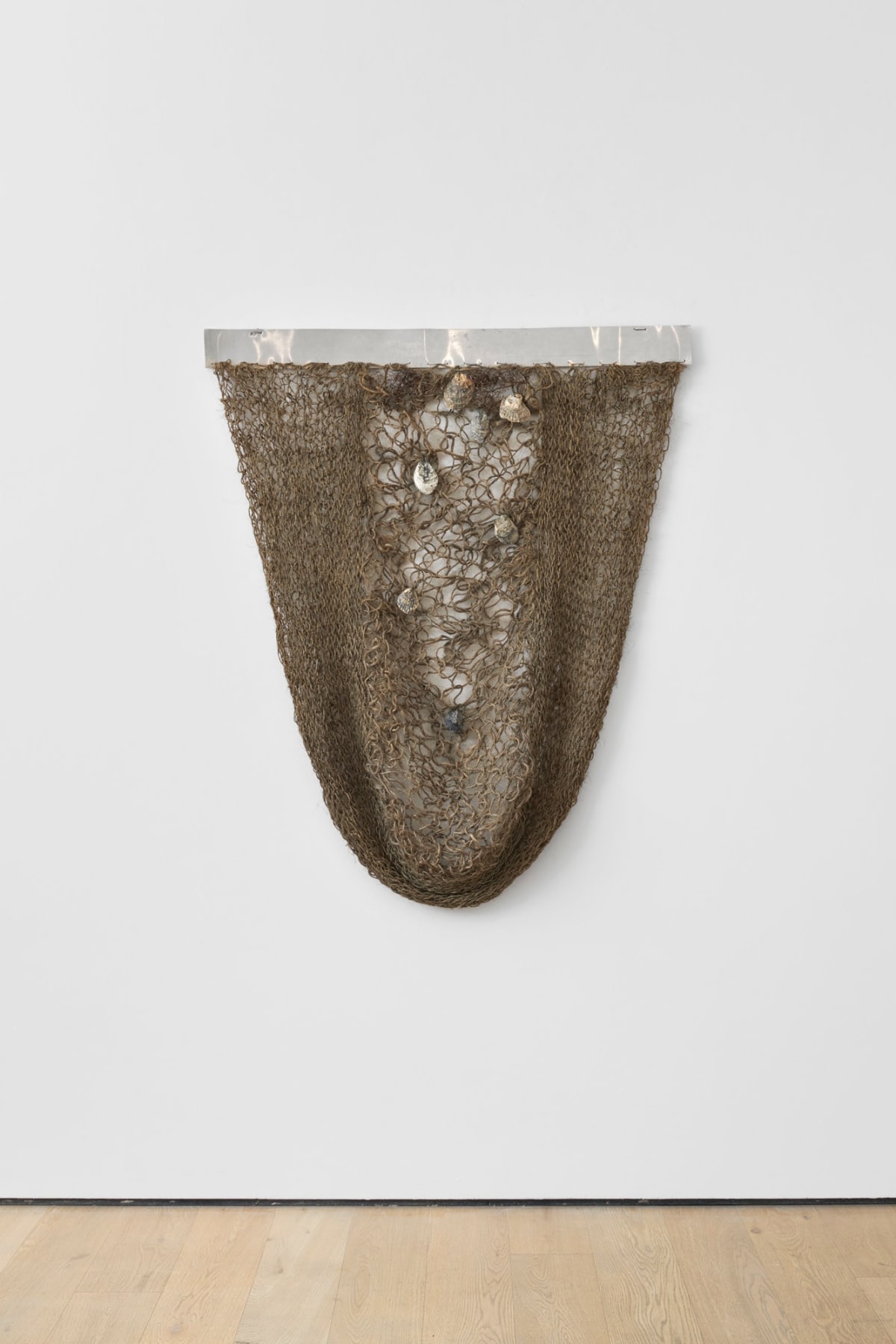 Barbara LEVITTOUX-ŚWIDERSKA, Silver Shells [Srebrne muszle], 1985