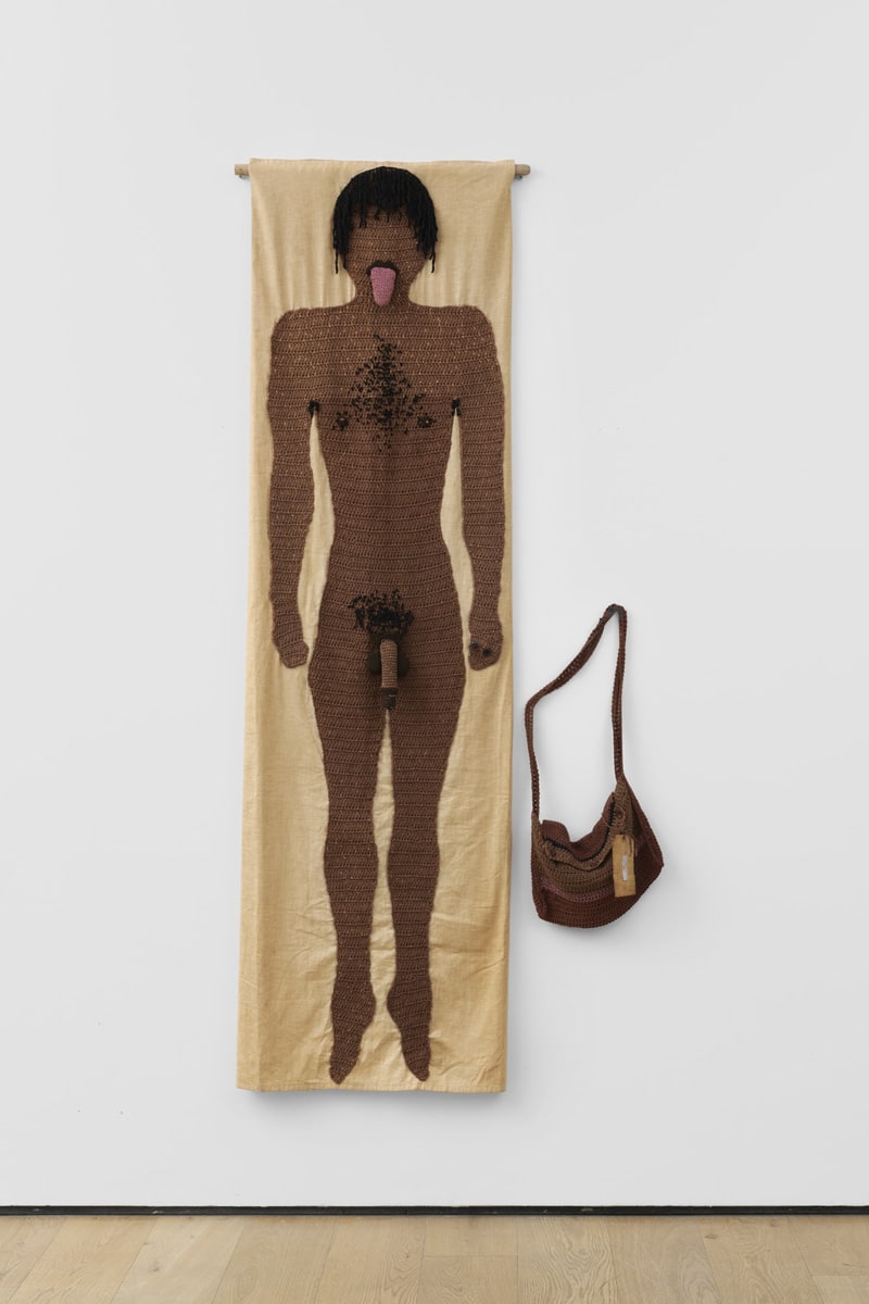 Su RICHARDSON Travelling Man with bag, 1979/80 Hand-dyed crochet cotton and lurex yarn 200 x 95 x 9 cm