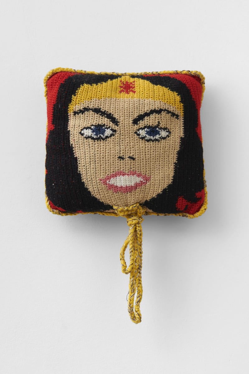 Su RICHARDSON Wonderwoman Strangling Herself with her own Lanyard, 1983 Wool, cotton, rayon, lurex 32 x 27 x 8 cm