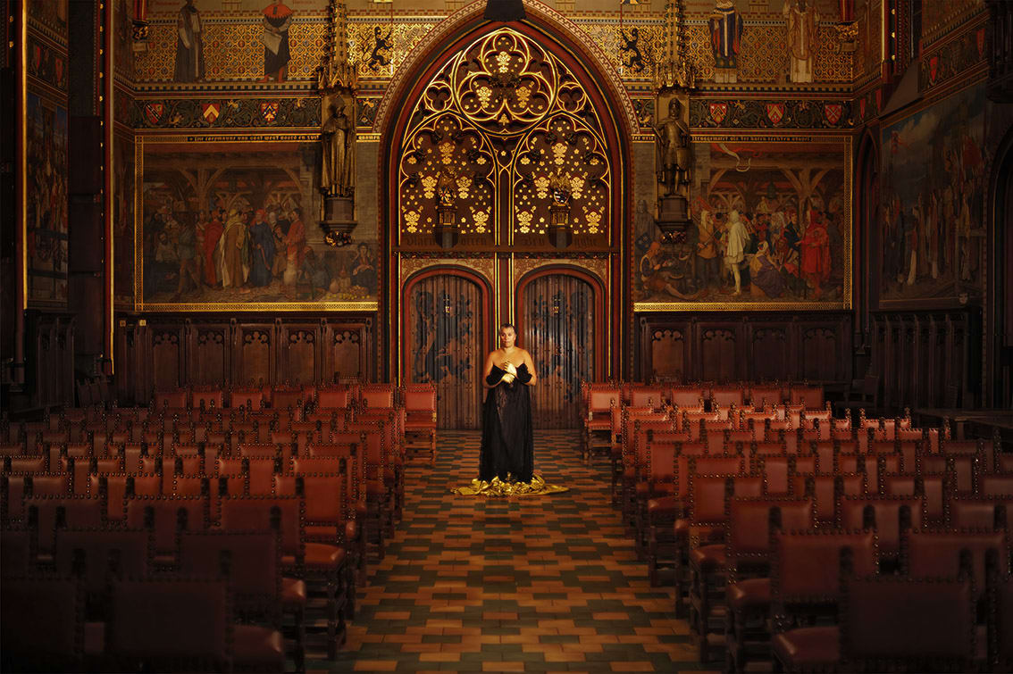 Berni SEARLE Mantle II (From the ‘Interlaced’ series), 2021 Archival digital print on 308gr Baryta paper 110 x 165 cm Edition of 5 + 2 APs