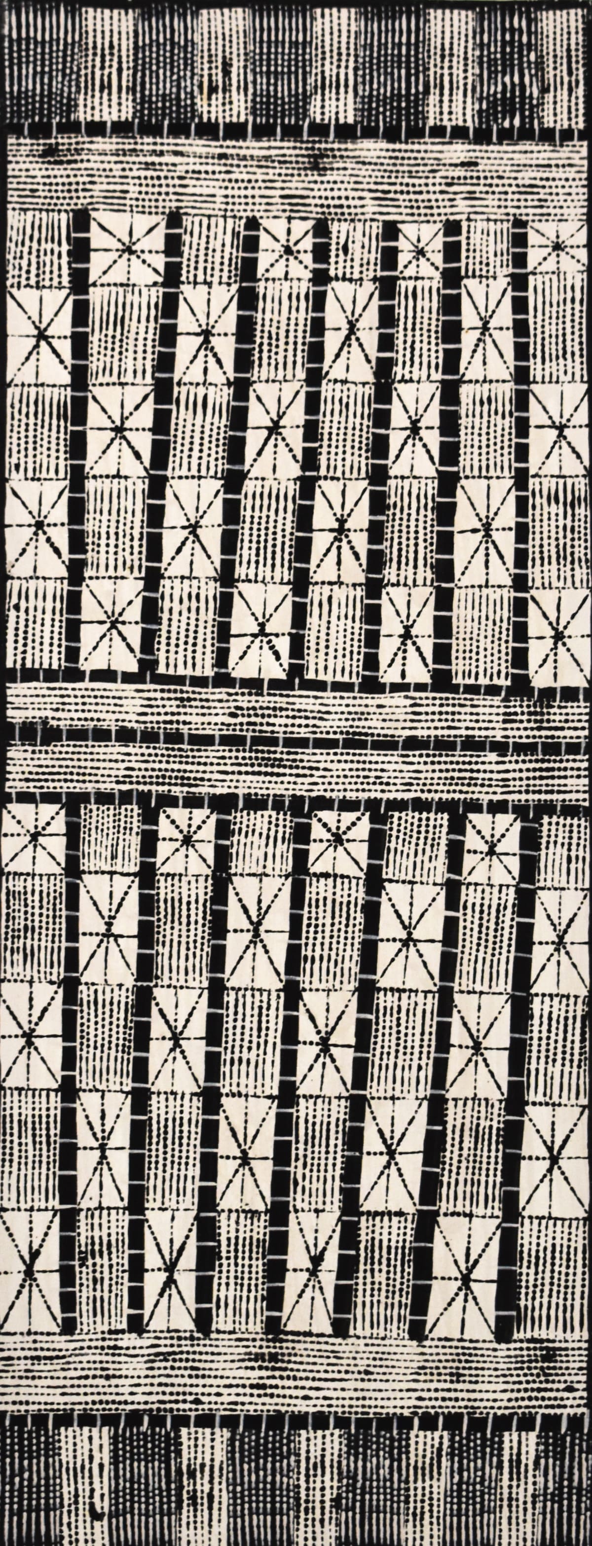 Pedro Wonaeamirri Jilamara natural ochres on linen 80 x 30 cm