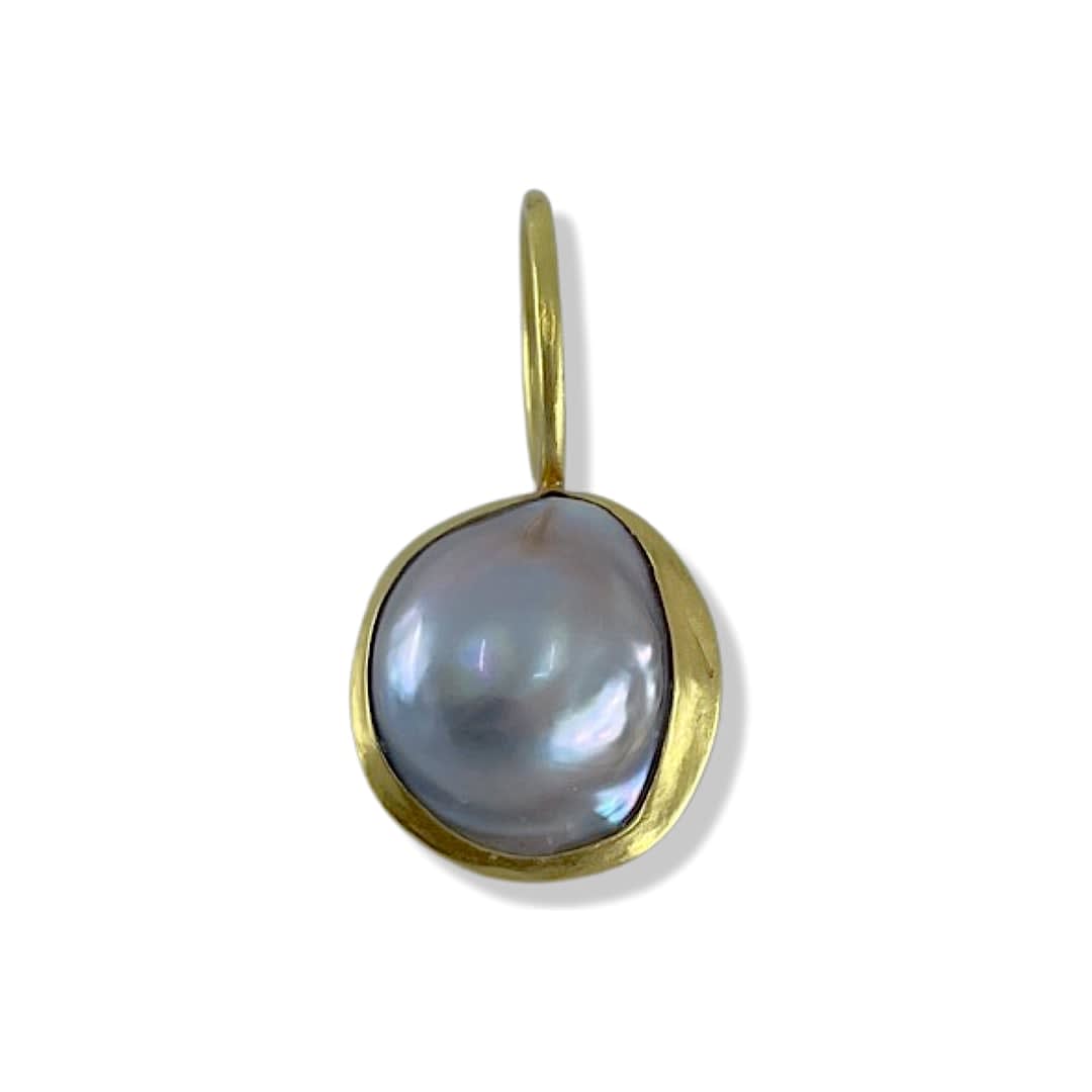 Marki Knopp Black Abalone Pearl Pendant Slate Gray Gallery