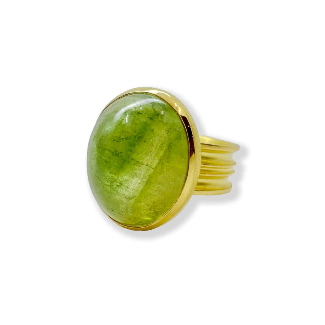 Green tourmaline cabochon ring online
