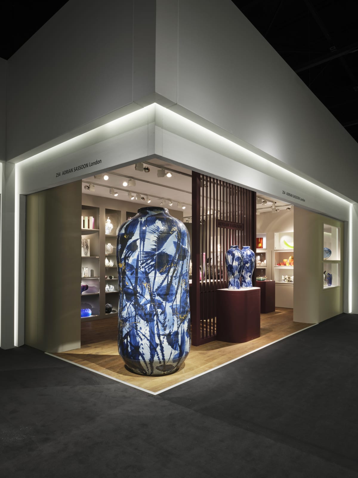 TEFAF MAASTRICHT 2026 Forum 100, 6229 GV Maastricht, The Netherlands