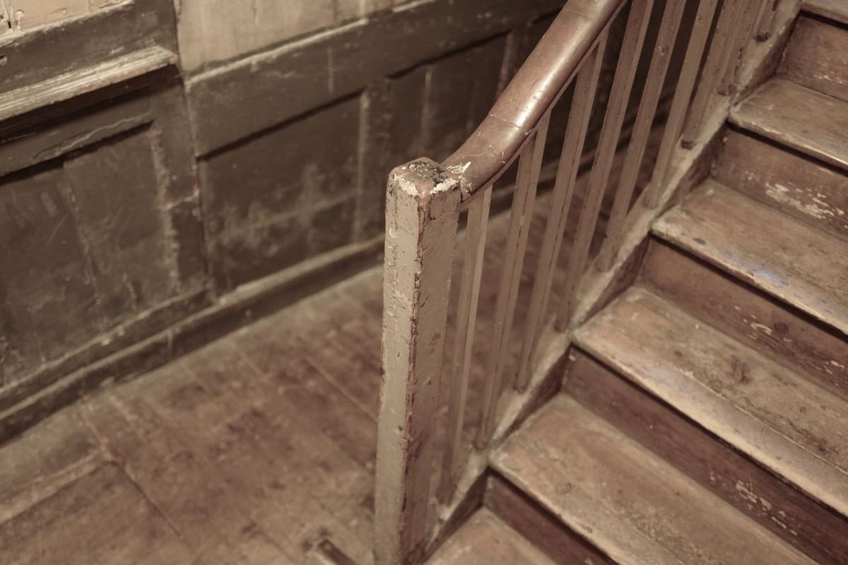 Analogue of a Straight Line Anthony Wilkinson 44 Lexington Street (Room 2), London W1F OLW