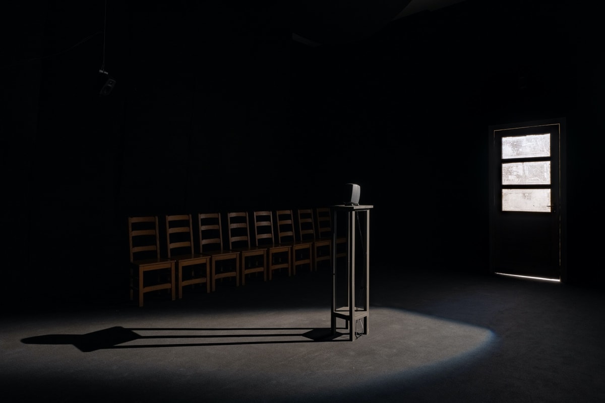 Pedro Paiva - Em Frente da Porta, do Lado de Fora | Galeria Francisco Fino