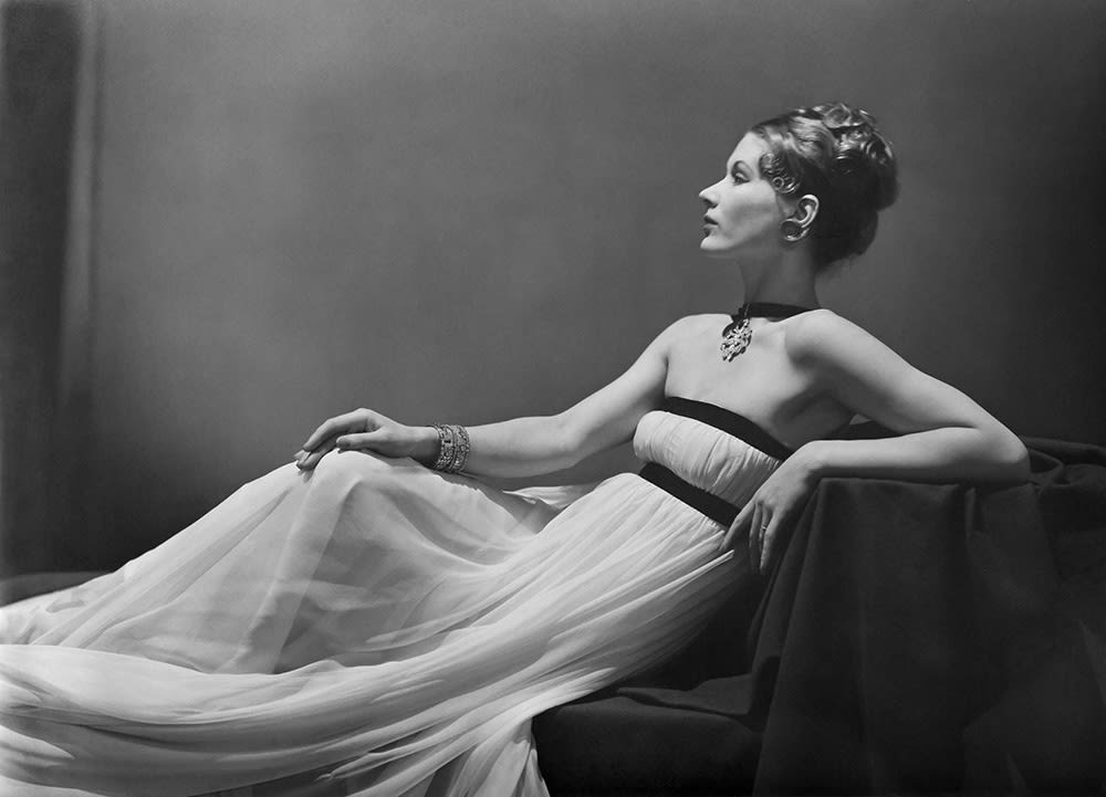 Lisa Fonssagrives: Three Decades of Classic Fashion