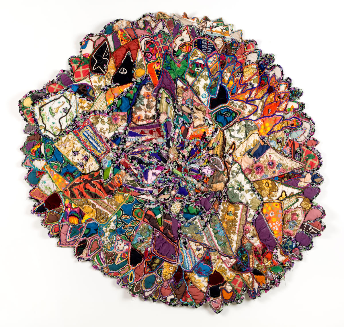 'She Had an Improvisational Spirit and Rascally Ways’: See the Sculptural Quilts of Pioneering American Textile Artist Elizabeth Talford Scott