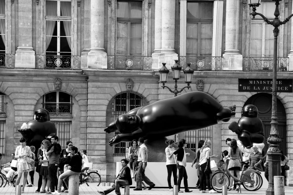 李真雕塑養護說明 室外