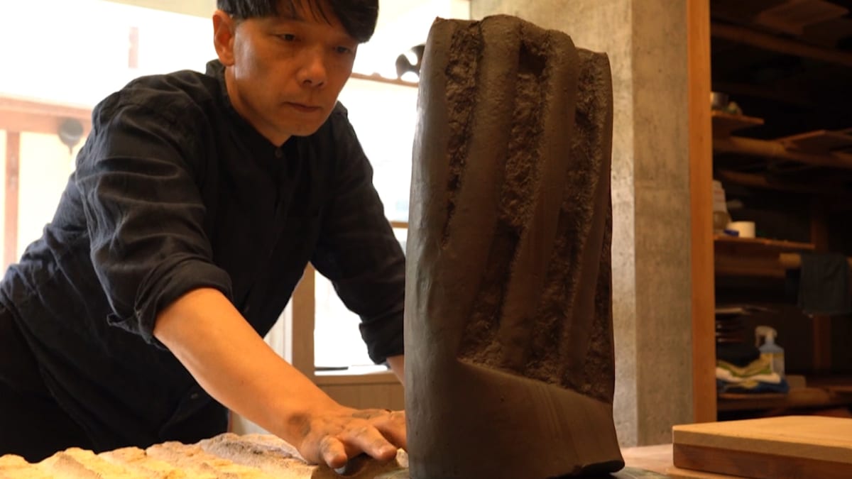 Koichiro Isezaki: Clay in Flow