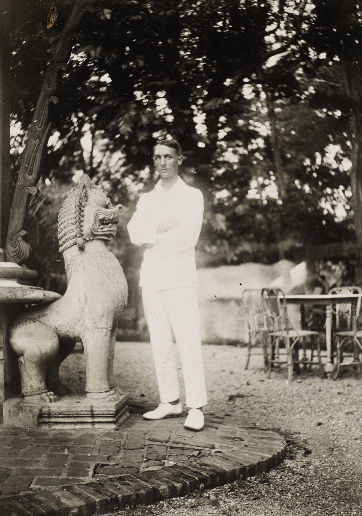 Max Ernst: An Invitation to Look