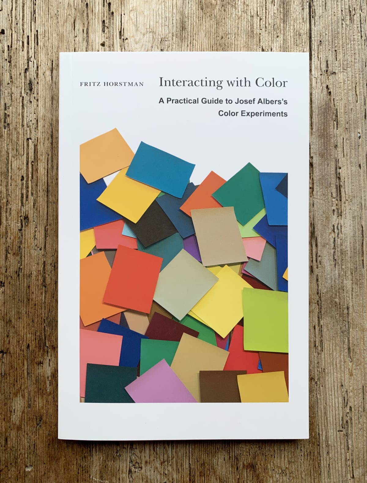 Interacting with Color: A Practical Guide to Josef Albers's Color Experiments