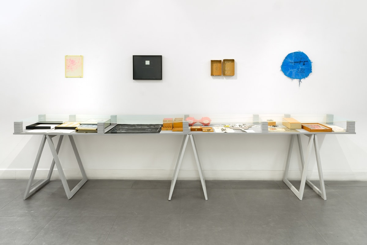 Installation view "Robert Filliou: Hony Soit Qui Mal Y Pense" at Richard Saltoun Gallery, London (5 Dec 2014 - 30 Jan 2015).