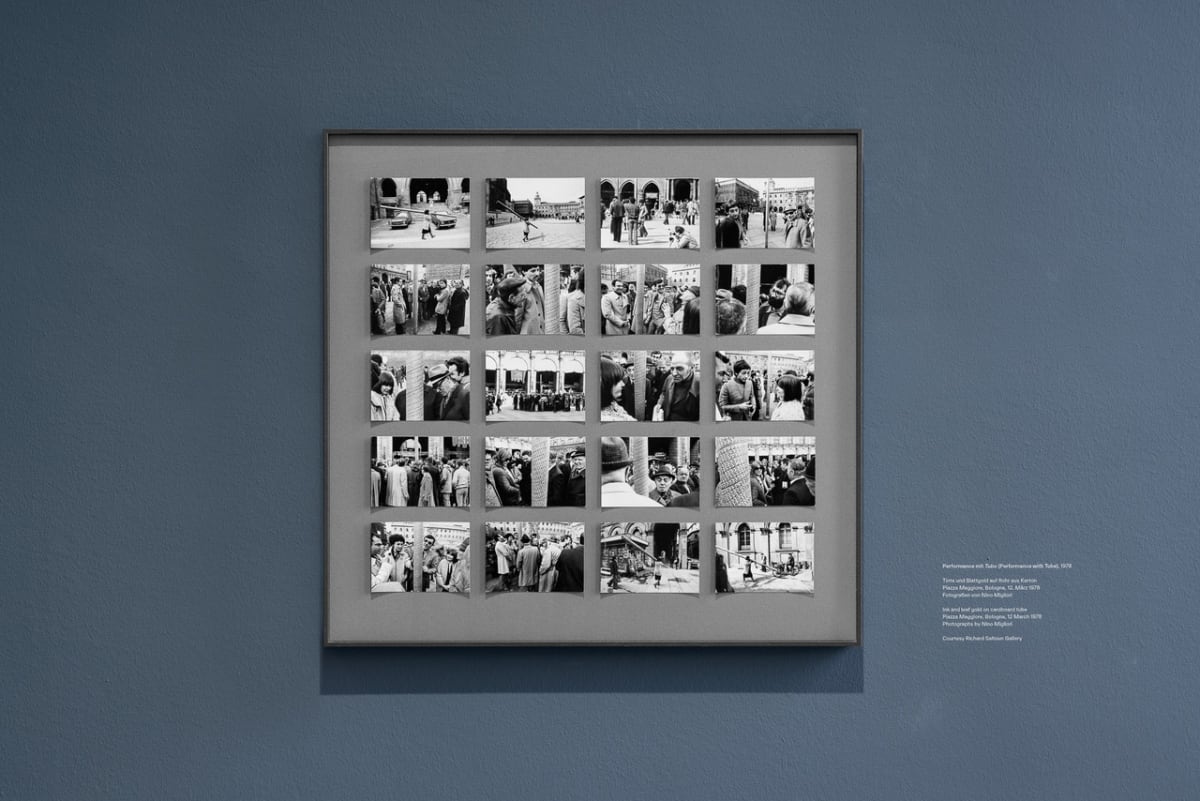 Installation View: Greta Schödl, Strassenpoesie, Phileas, Vienna. Photo: Manuel Carreon Lopez