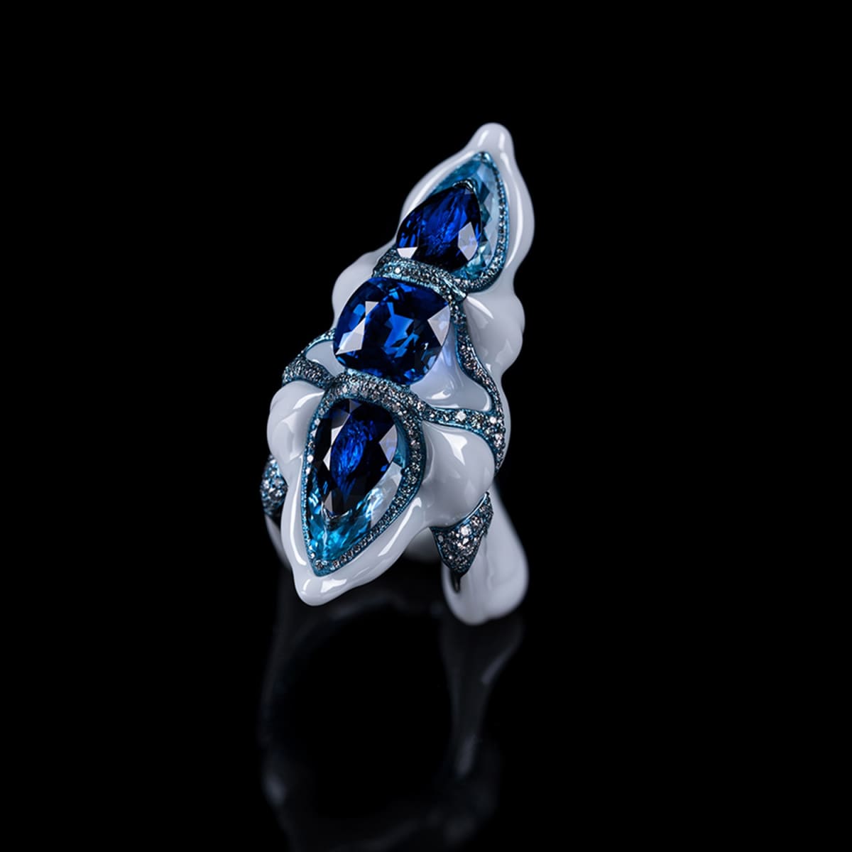 Wallace Chan s unique contemporary jewelry art creations
