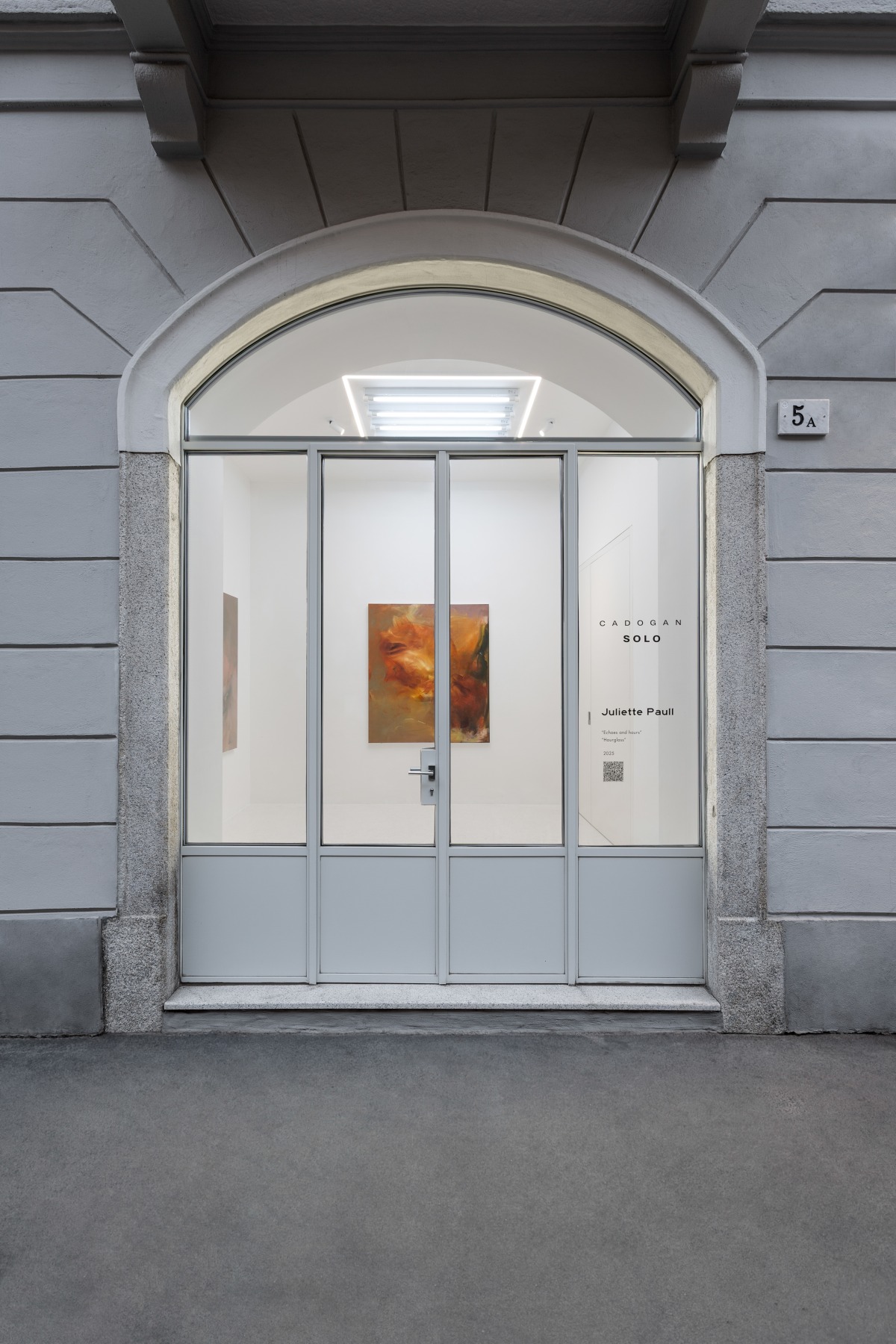 Juliette Paull Echoes and hours | Hourglass