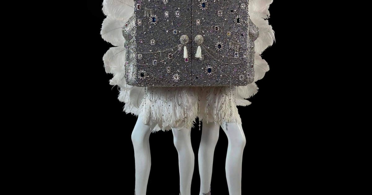 David Tate Works GALLERY SALLY DAN CUTHBERT