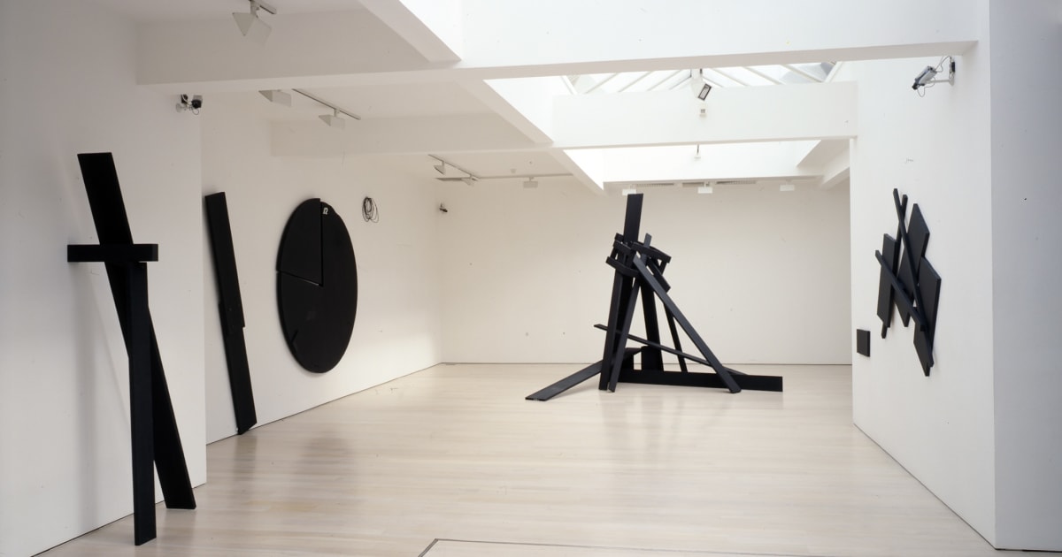 Yoshishige Saito | 10 April - 17 May 2008 - Overview | Annely Juda Fine Art