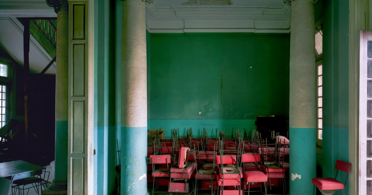 【新品未開封・送料無料】 Robert Polidori, Escuela Modela #1, Havana, Cuba, 1997 アート写真