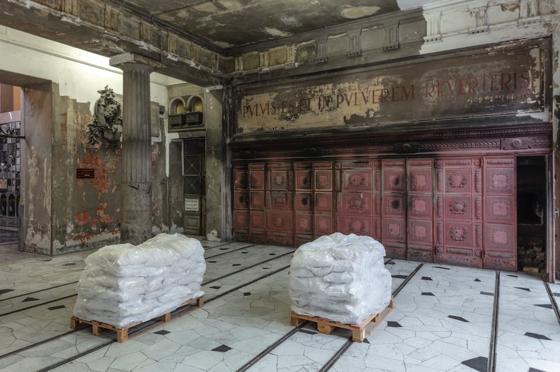 Lullaby (1994) by Maurizio Cattelan, reinstalled in Monumental Cemetery.