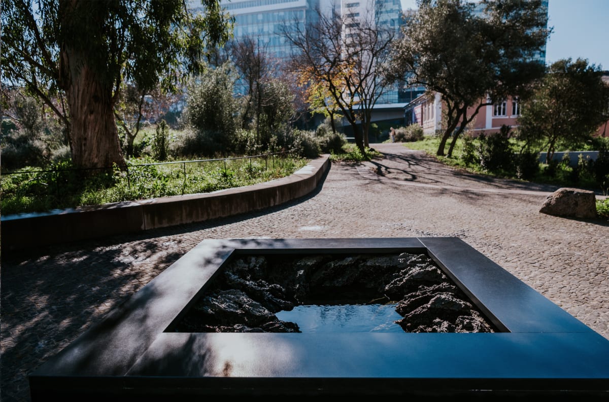 Quatro Poços de Água no Parque, 2021. Bronze, stone, stainless steel and hydraulic system 4 wells. Wells 1 and 2 : 90 x 150 x 150 cm Wells 3 and 4 : 50 x 250 x 250 cm Permanent installation at Parque Gonçalo Ribeiro Telles, Lisbon, Portugal
