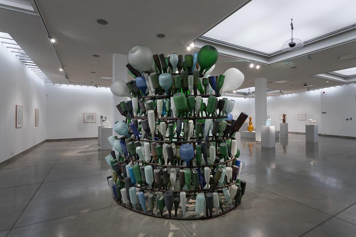 Installation view of "Tony Cragg: Alternative Reality" at Państwowa Galeria Sztuki