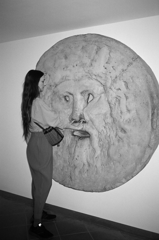 Image: Now Representing – Tauba Auerbach