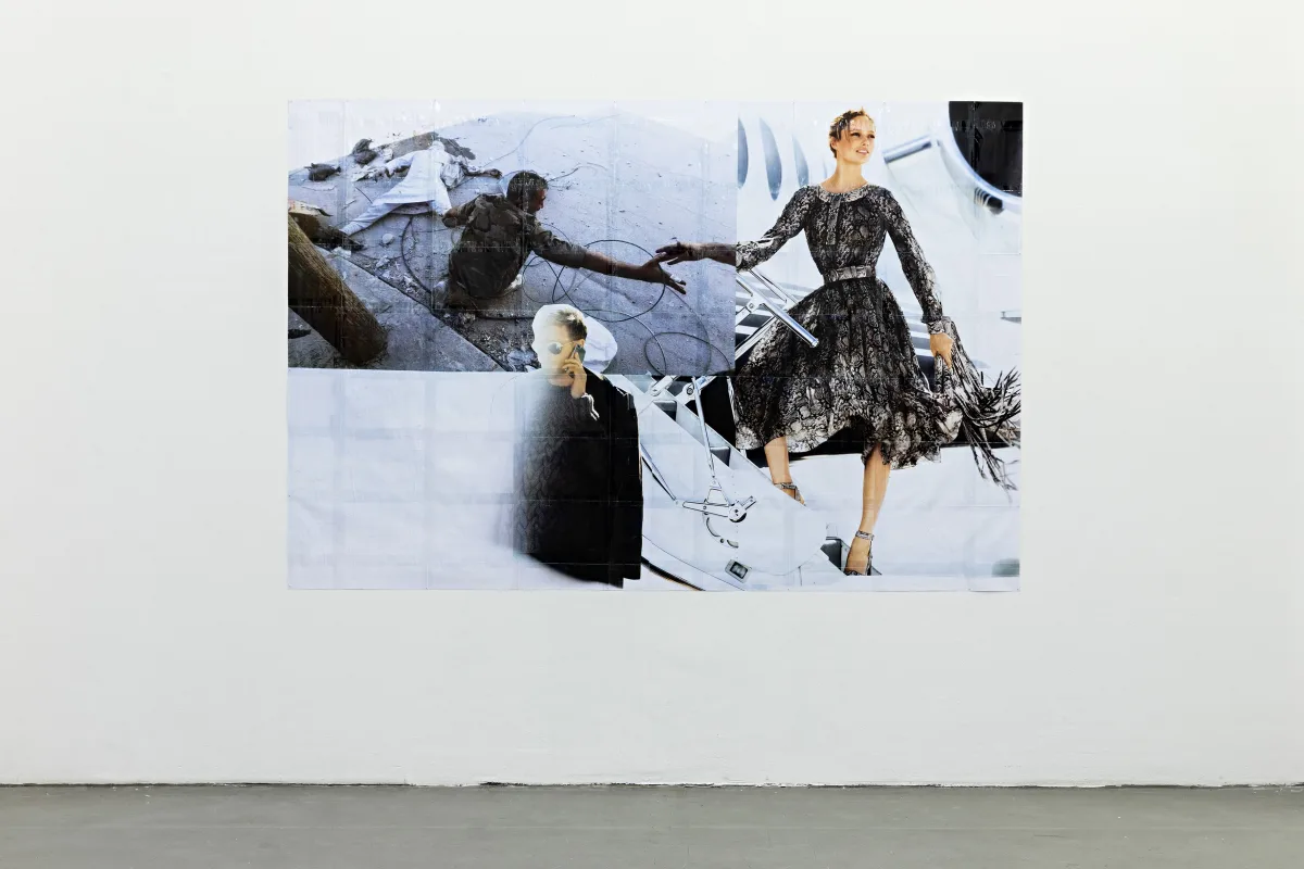 Image: Thomas Hirschhorn in 'Class Relationships - Phantoms of Perception'