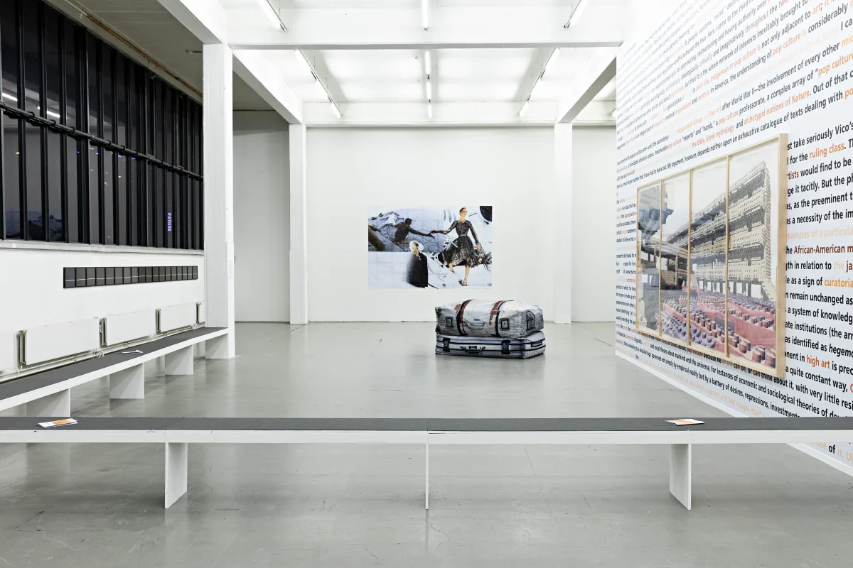 Image: Thomas Hirschhorn in 'Class Relationships - Phantoms of Perception'