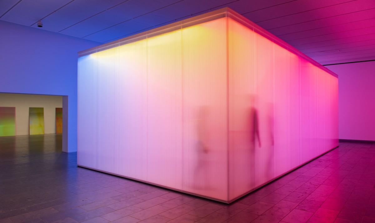 HOT PINK TURQUOISE Ann Veronica Janssens